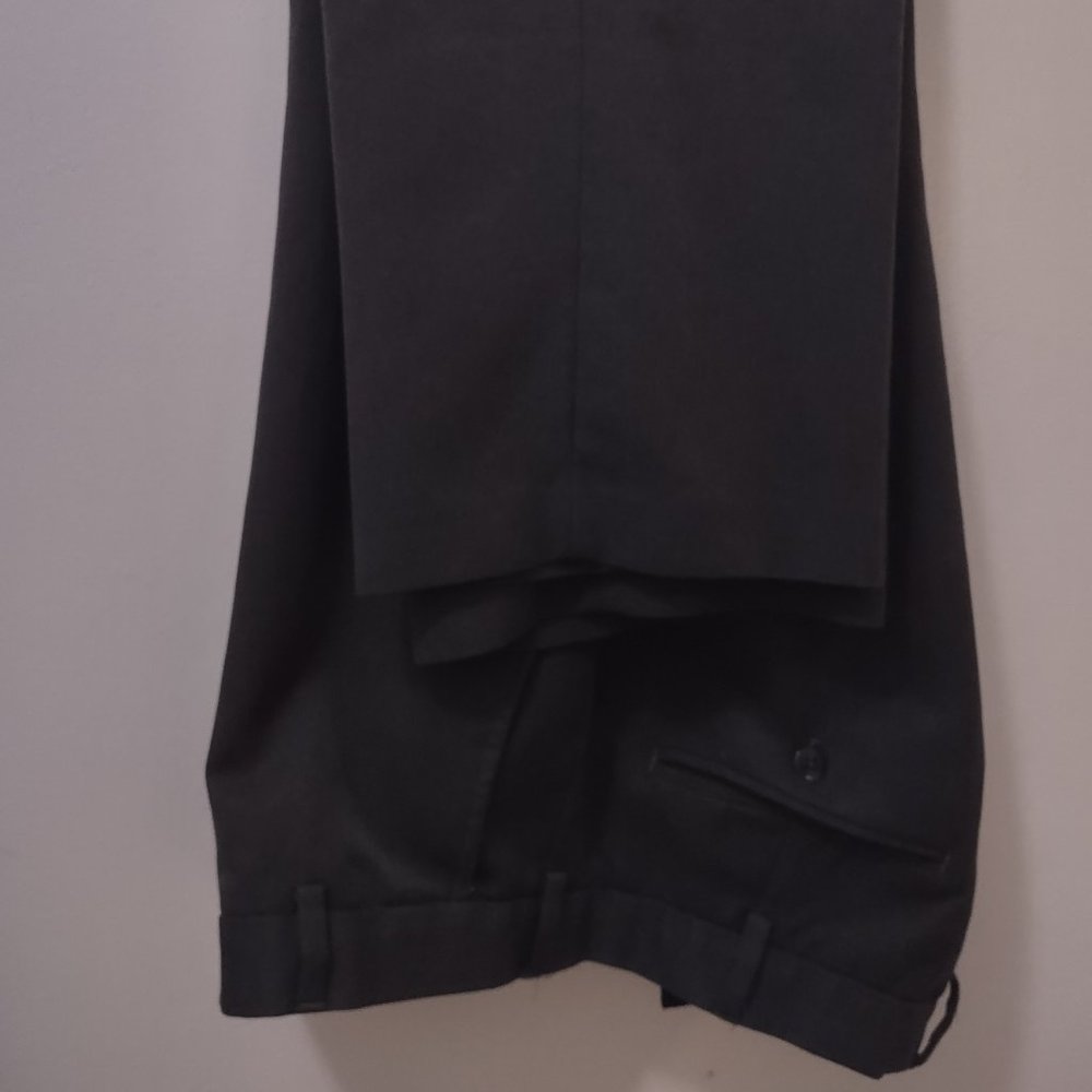 Van Heusen Pants/Slacks size 33/29